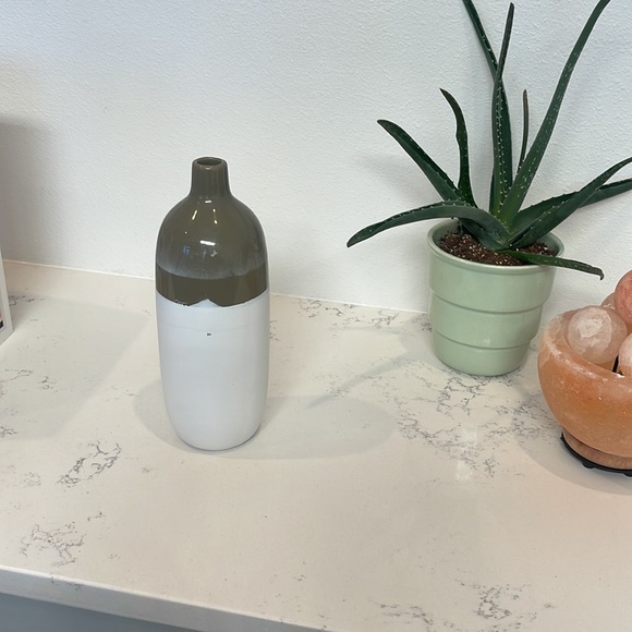 Target vase - Picture 2 of 3